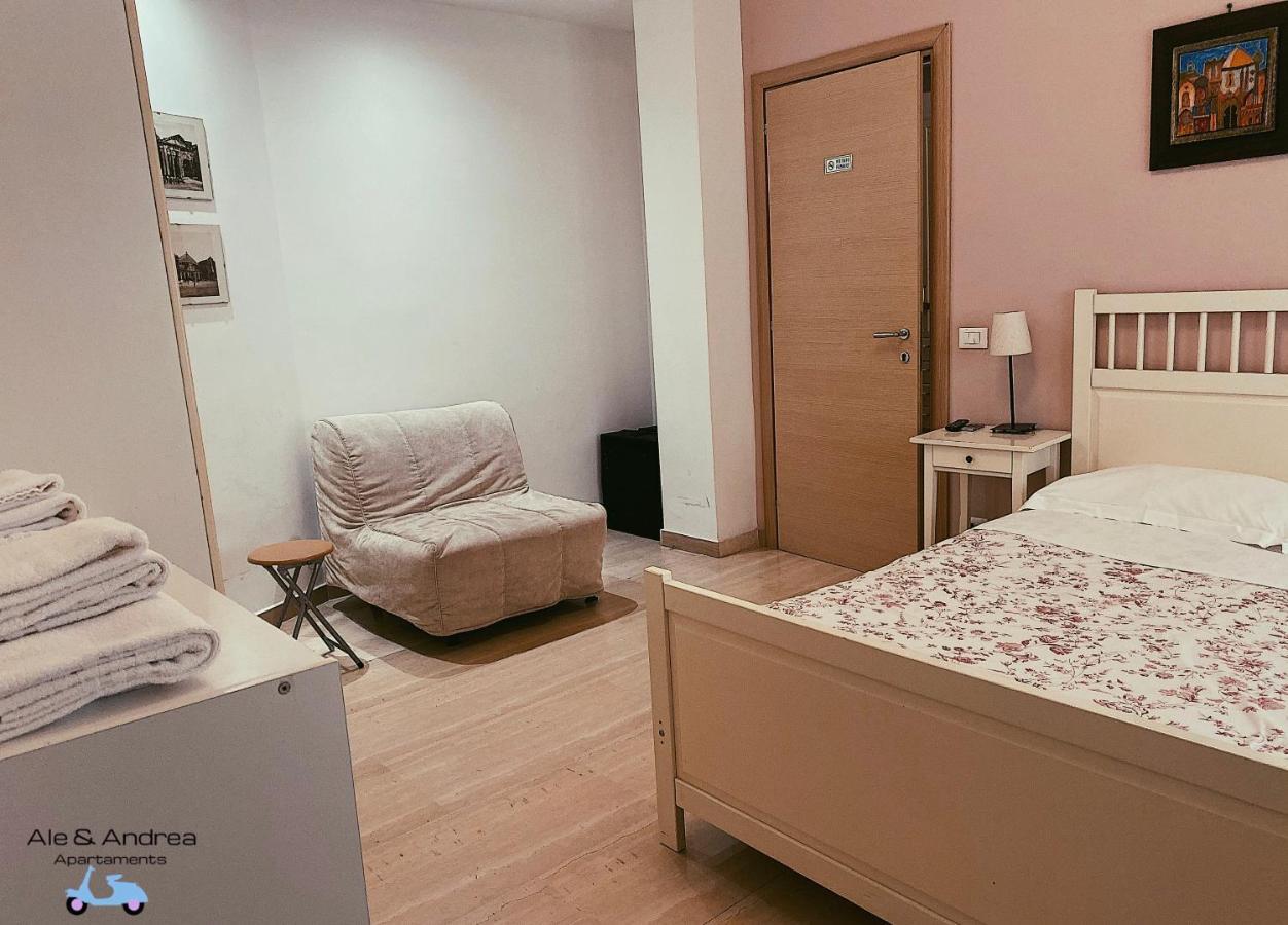 Ale&Andrea Apartments Blu & Lilla Рим Экстерьер фото